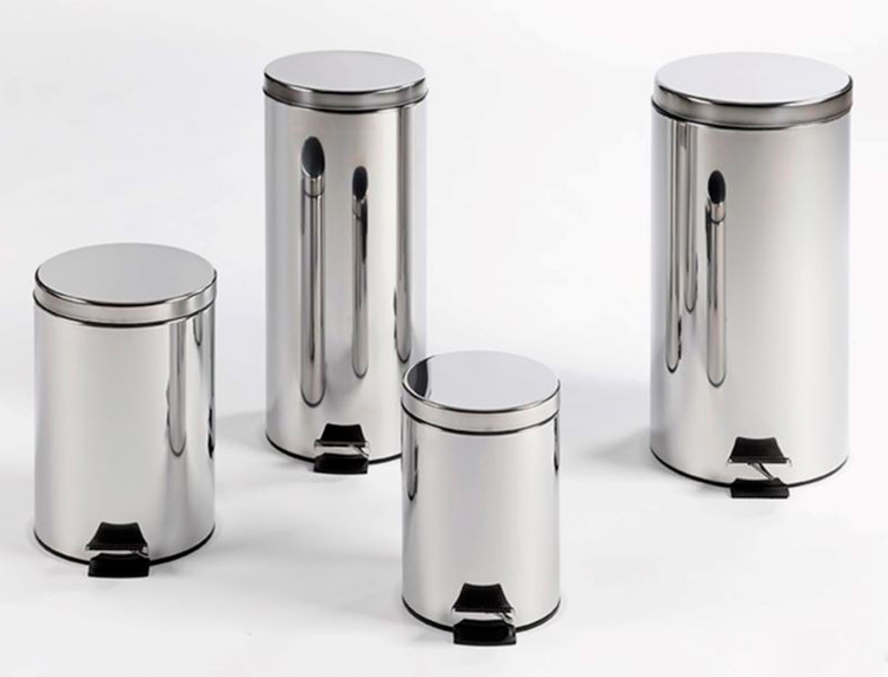 Q-CONNECT - Papelera metalica con pedal cromada 43x29cm capacidad 20 litros (Ref. KF11293)